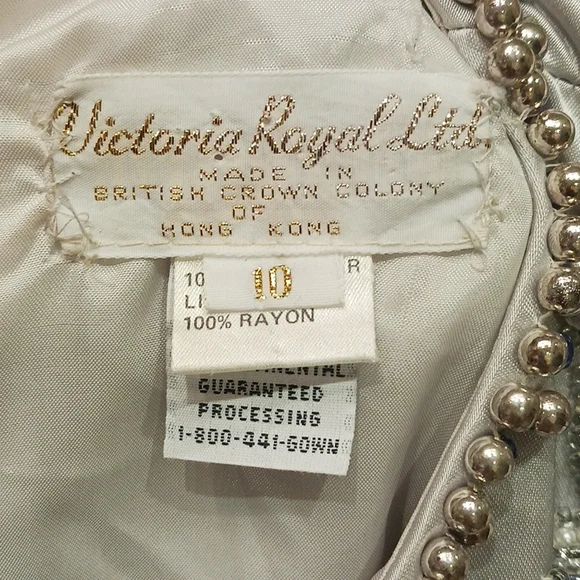 VICTORIA ROYAL LTD GOWN SIZE 10